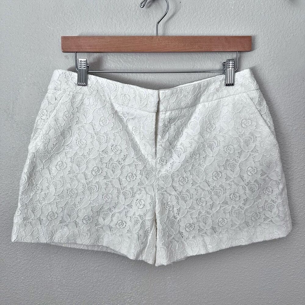 LILA ROSE | White Lace Tailored Shorts 4.5" Inseam Dressy Preppy| Size 8